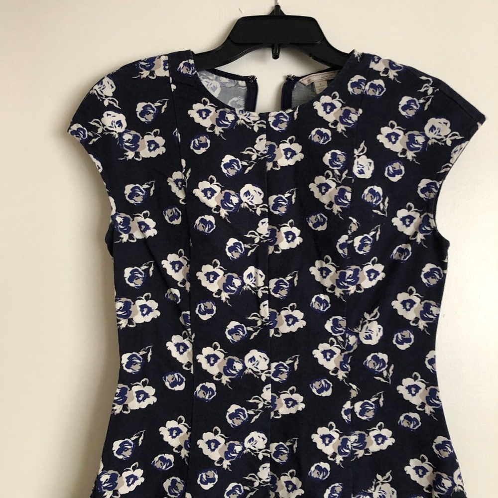 GAP pleated from floral dress